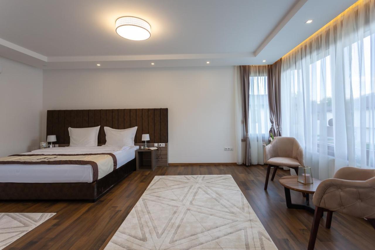 Malak Villa *